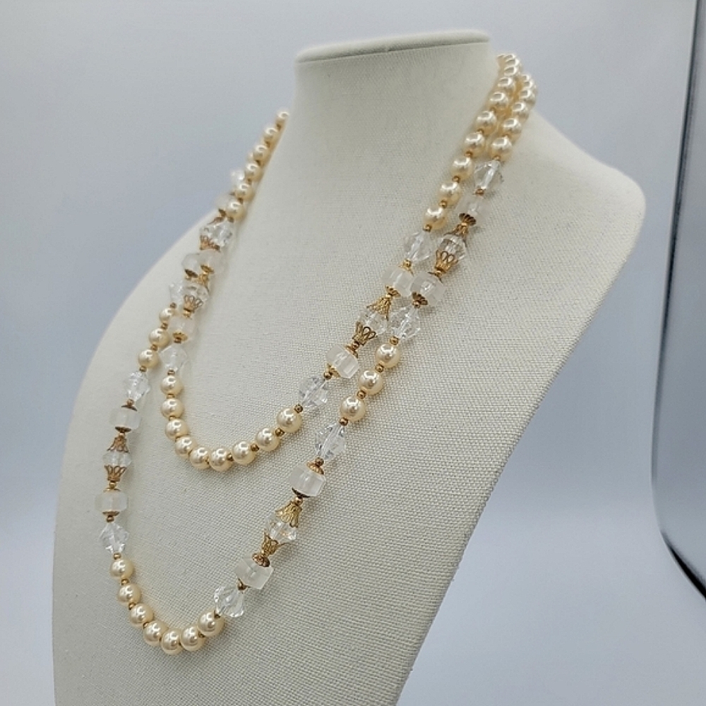 Vintage Necklaces Cream Faux Pearl Goldtone Set of 2 #1232 & 1233 - Picture 4 of 16